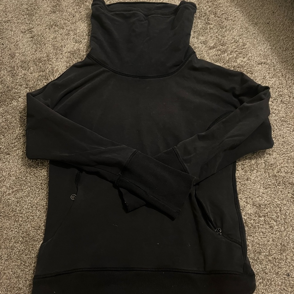 lululemon hoodie